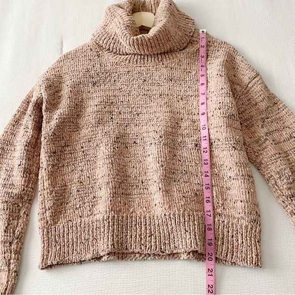 Soft Cropped Chenille Turtleneck Sweater - Picture 2 of 10